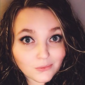 Meet your Posher, Brandi